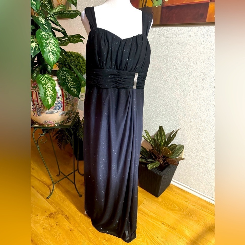 R&M Richards silvery sparkling evening dress size 14